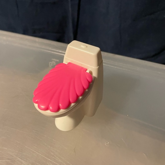 Huge Barbie Lot - Picture 9 of 16